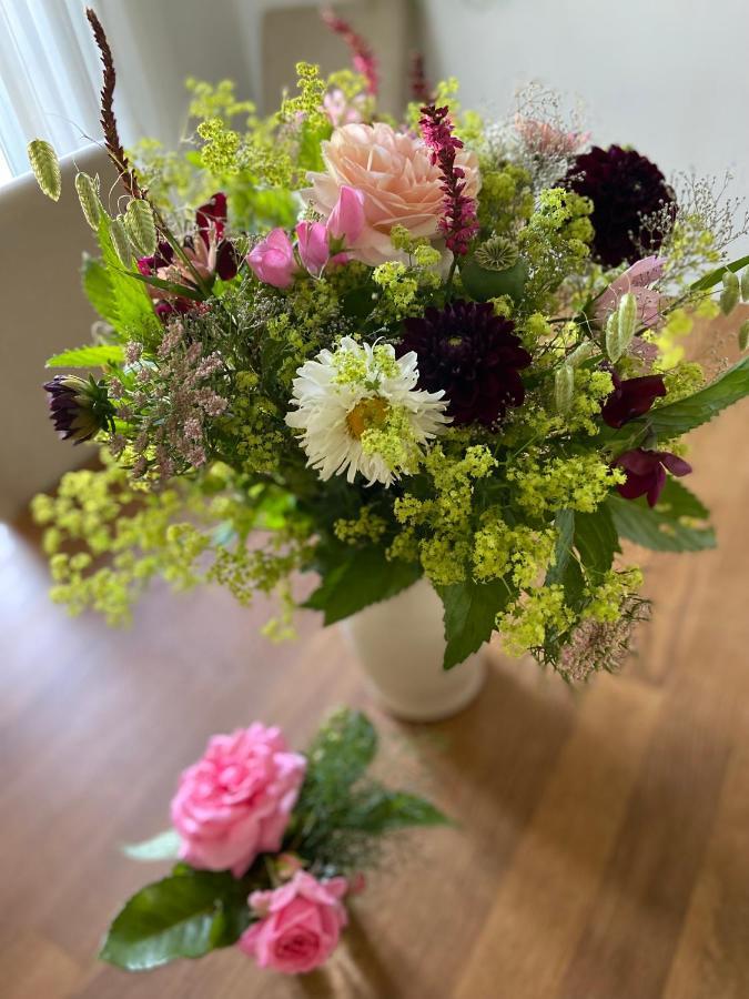 Blomstertantens Hus Trelleborg Bagian luar foto