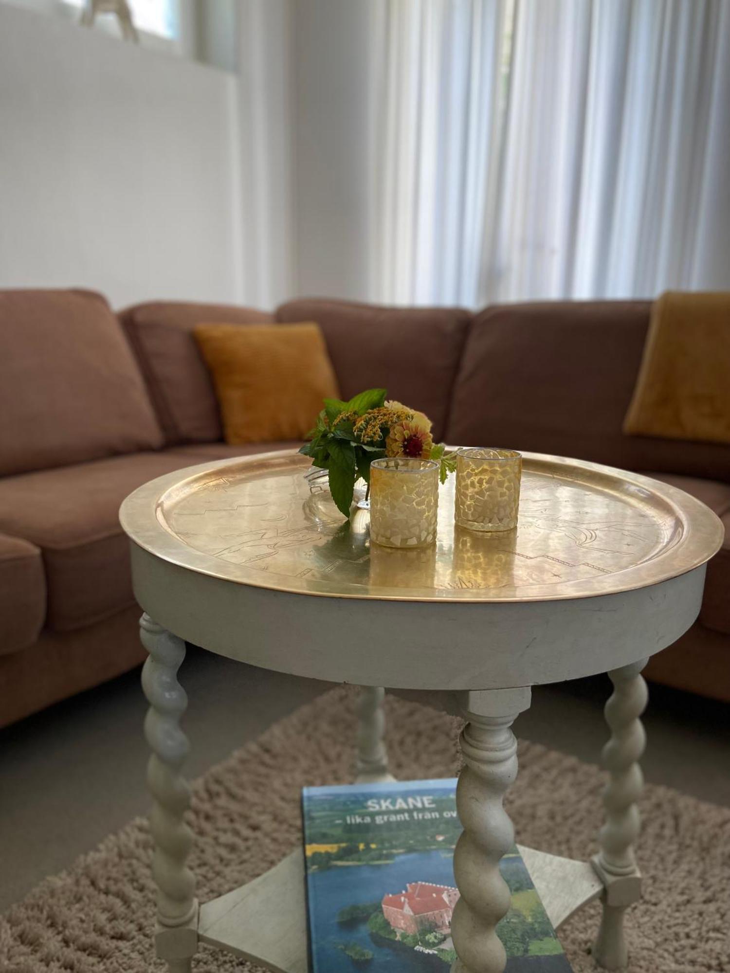 Blomstertantens Hus Trelleborg Bagian luar foto
