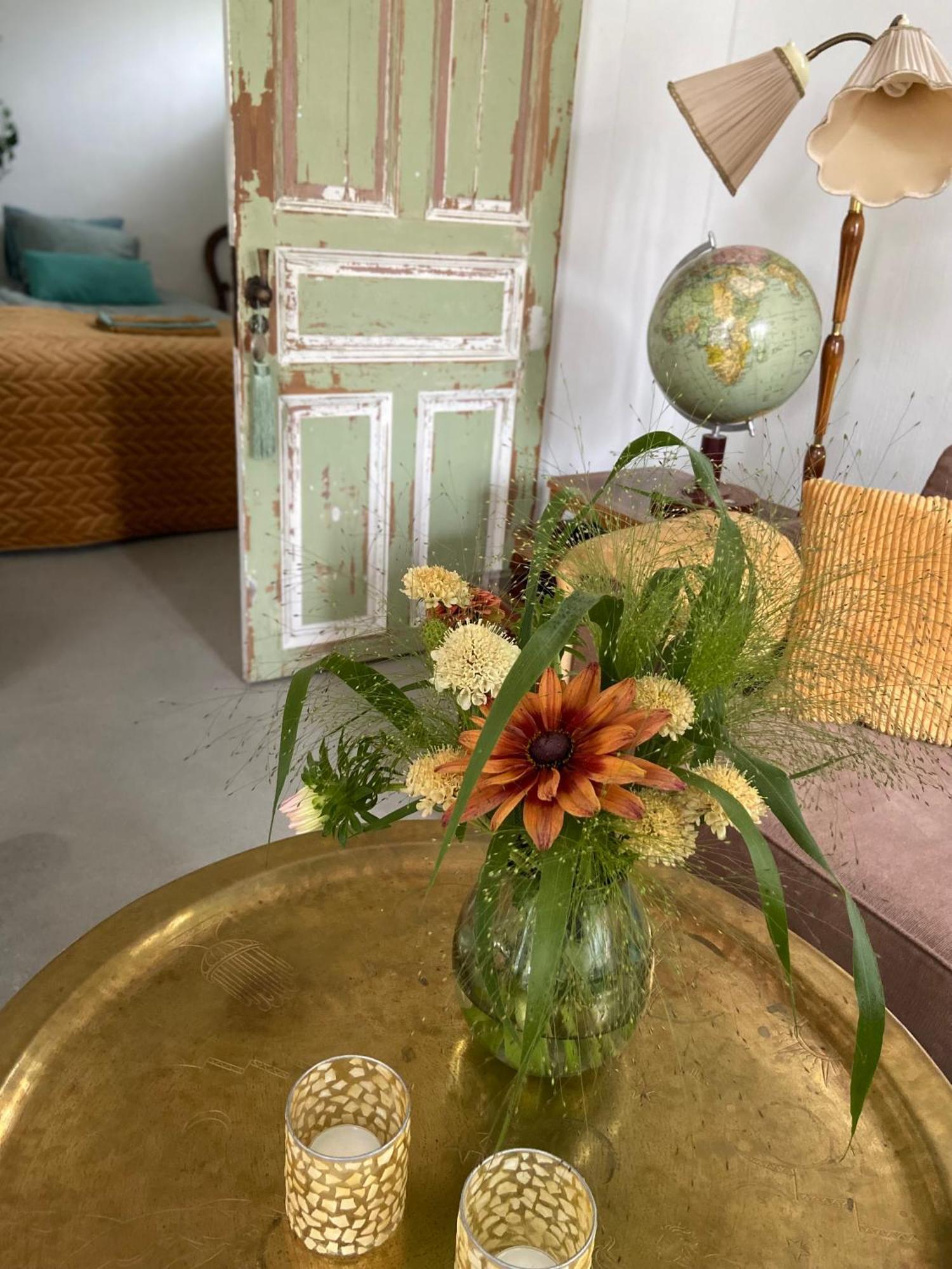 Blomstertantens Hus Trelleborg Bagian luar foto